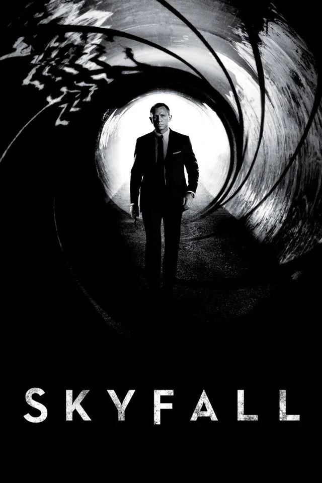James Bond: 007 - Skyfall (2012) poszter