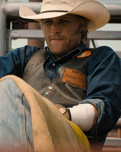 Megtörve (2025) poszter