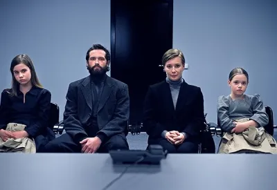 Elcsendesülés (2024) poszter