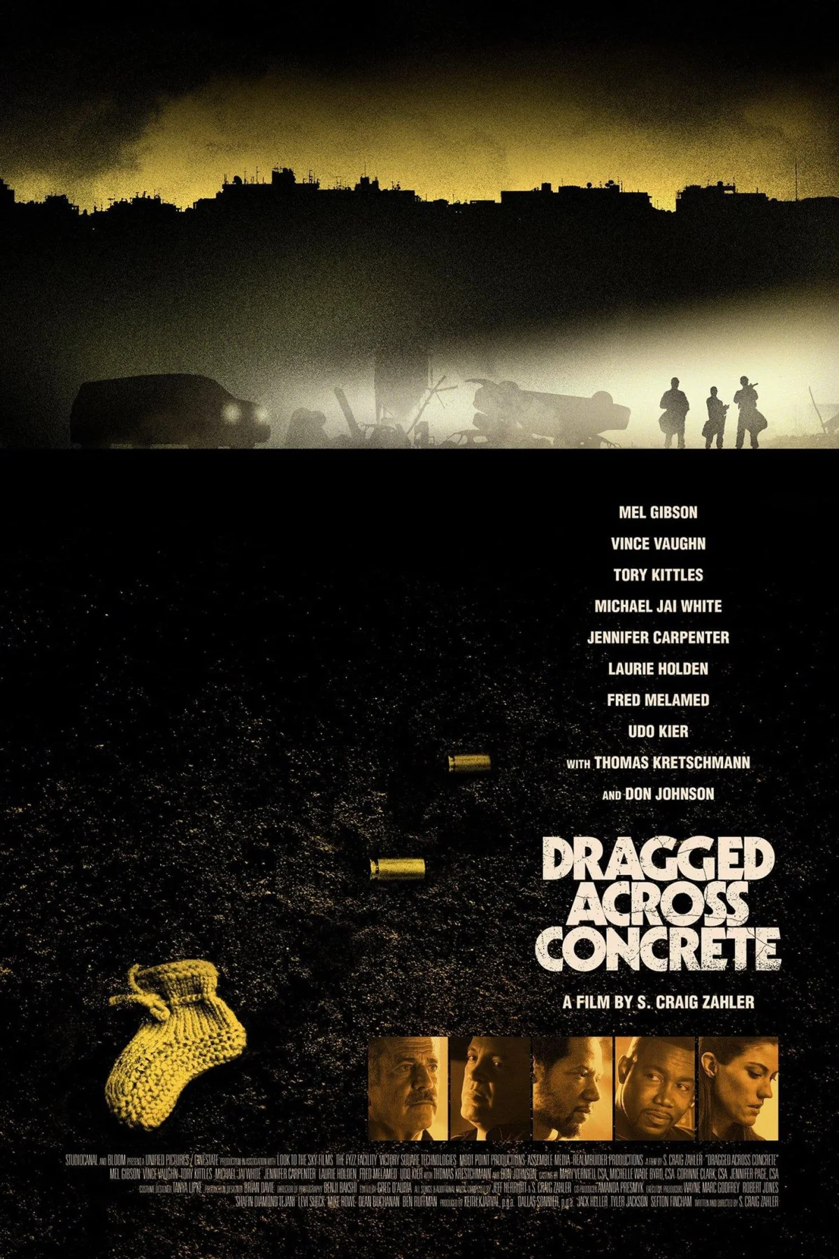 Dragged Across Concrete (2018) poszter