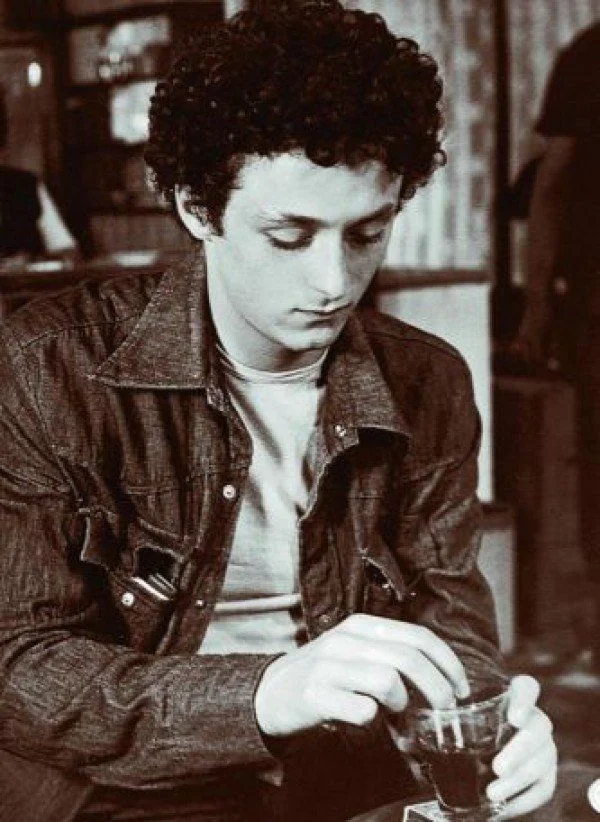 Gombó kinn van (1979) poszter