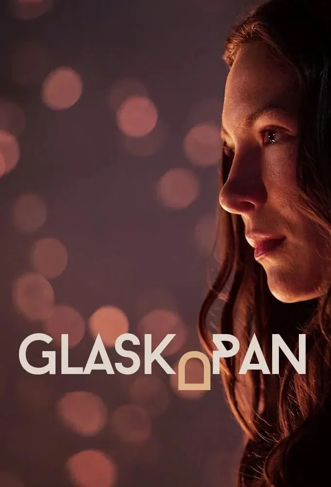 Üvegkupola - 1. évad (2025) poszter